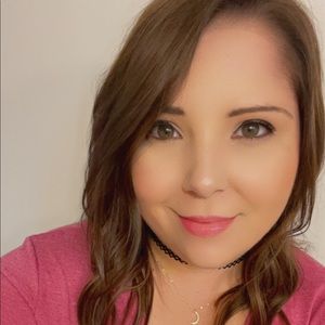 Meet your Posher, Cassy